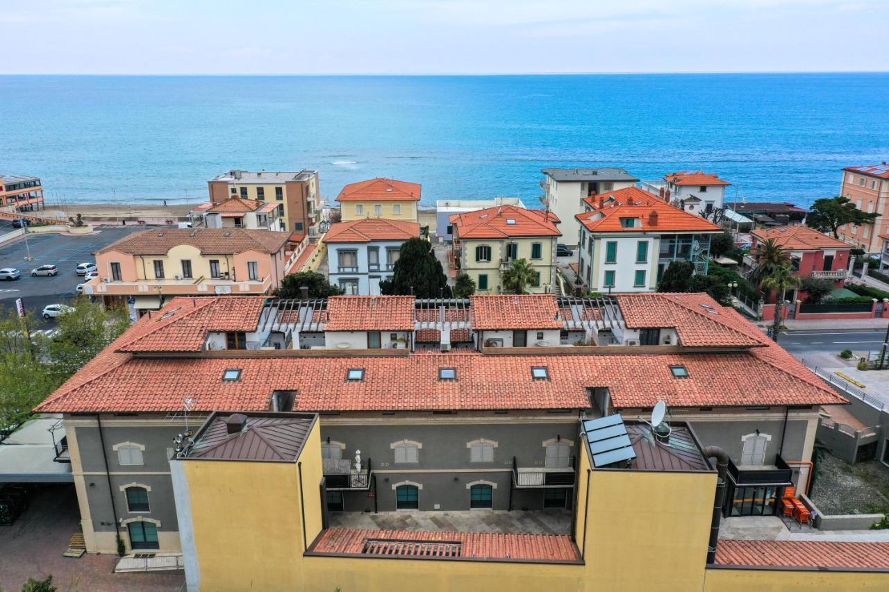 Casa Aurea Tre Posti Letto A 30 Metri Dal Mare Apartment San Vincenzo Ngoại thất bức ảnh